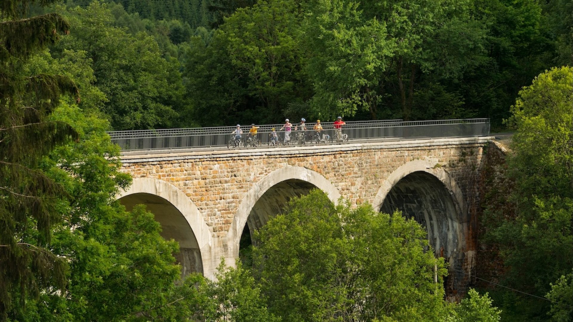 Discover Europe in a different way through greenways
